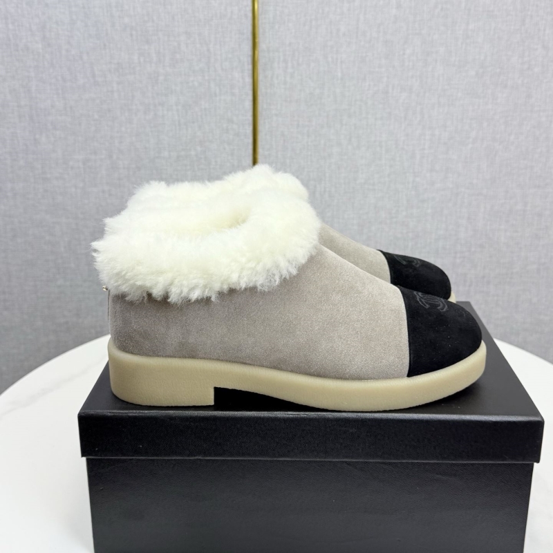 Ch**el boots